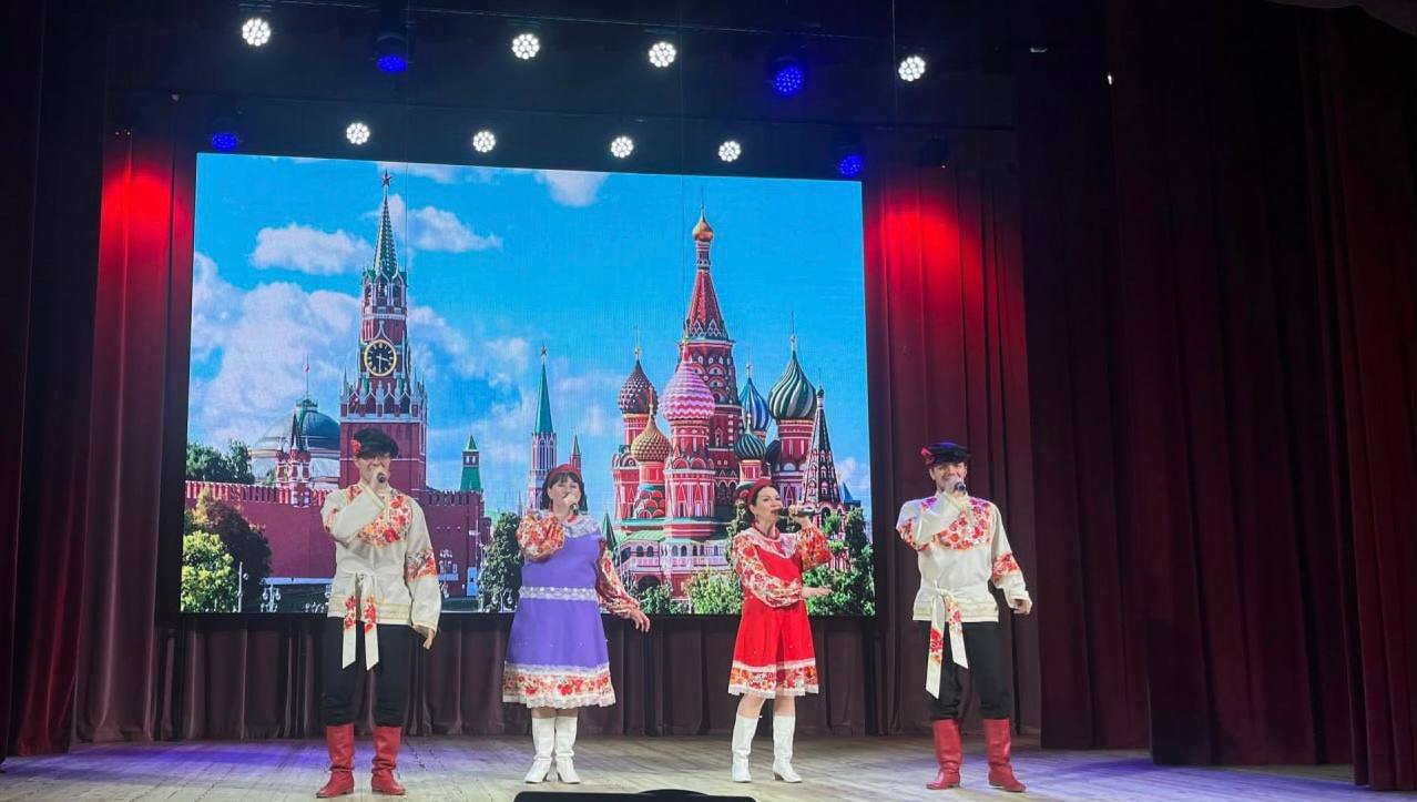 В Ермолинском ДК прошел праздник.
