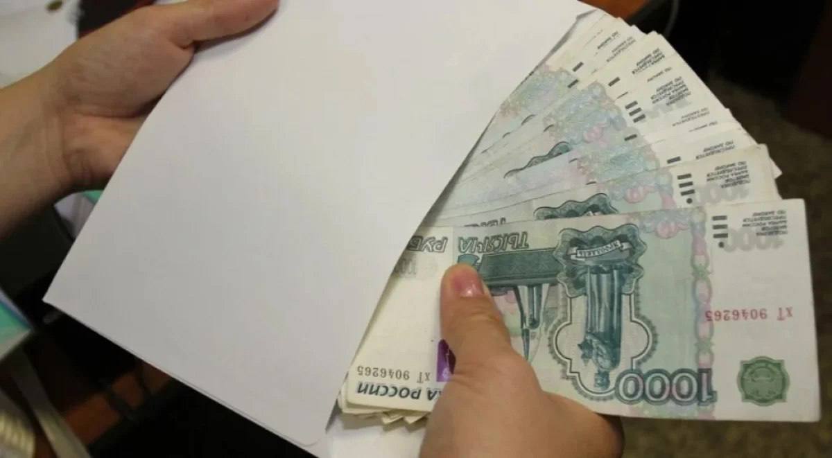 Житель Обнинска отдал мошенникам 260 тысяч рублей, пытаясь заработать на бирже

Мужчина попался н...