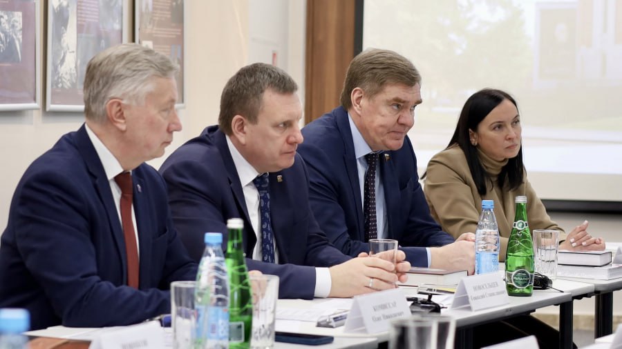 К 130-летию со дня рождения Георгия Жукова планируют издать книгу, ориентированную на молодежь. И...