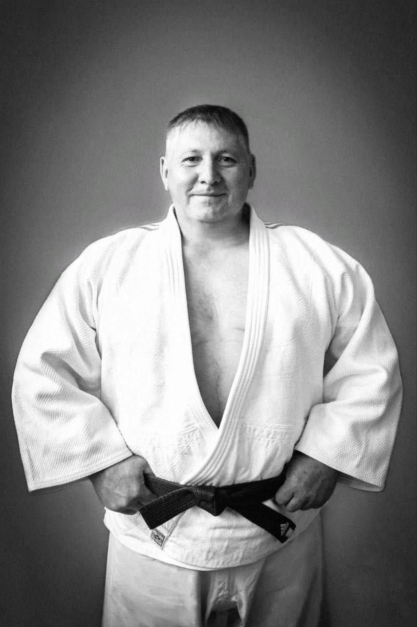 В Боровске простились с тренером «Звезды».

Валентину Самокрутову не стало. Ему было 58 лет.

Гла...